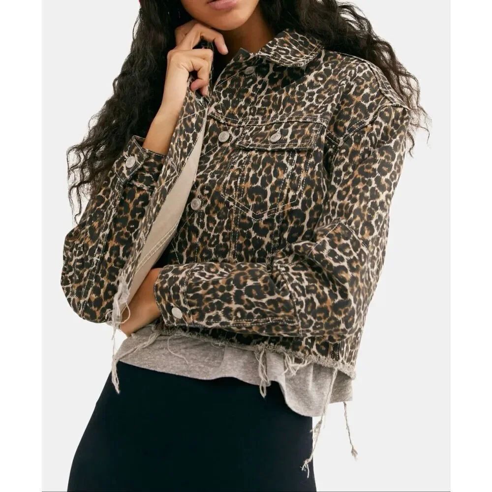 Free People cropped leopard print denim jacket oversized lagenlook size Small